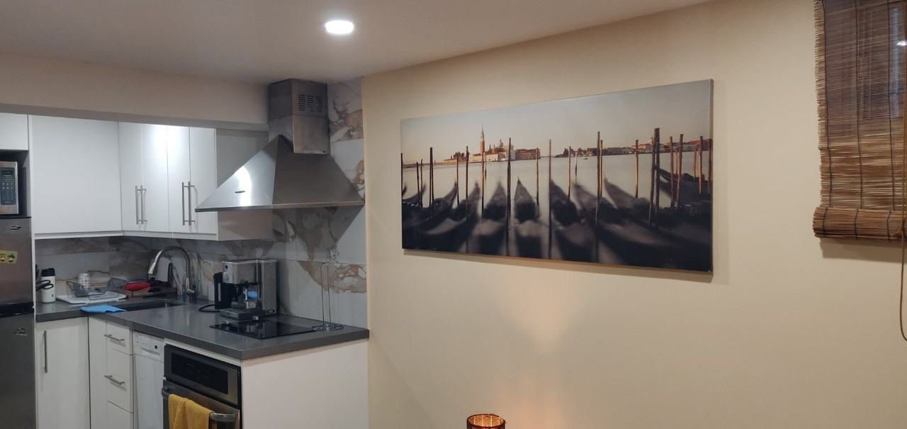 1708 Dundas Street East - Photo 4 of 13