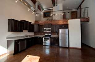 featured image of 211 South Market Avenue