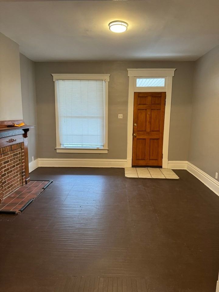 449 Reinhard Ave - Photo 5 of 14