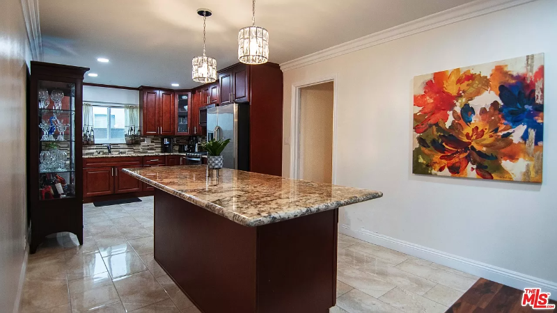 133 E 140th St - Photo 5 of 8