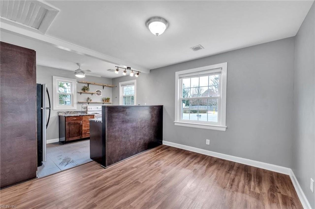 4 Howard Ct - Photo 7 of 26