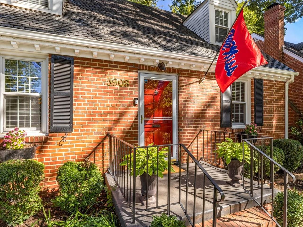 3908 Kensington Ave - Photo 2 of 23