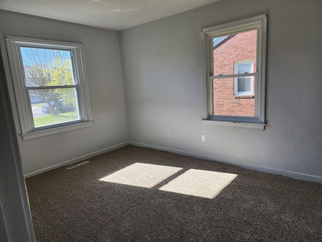 30 Belmont Rd - Photo 2 of 13