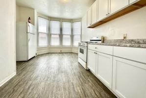 featured image of 208 S Webster Ave