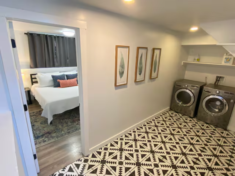 642 N Starcrest Dr ##W - Photo 4 of 46