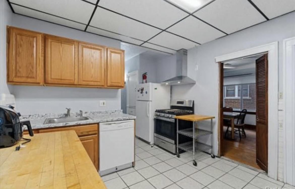 16554 Fairfield St #NA - Photo 5 of 13