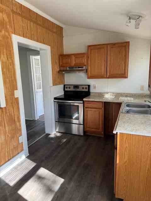 20444 W Harbor Rd 1st Fl #1 - Photo 5 of 10