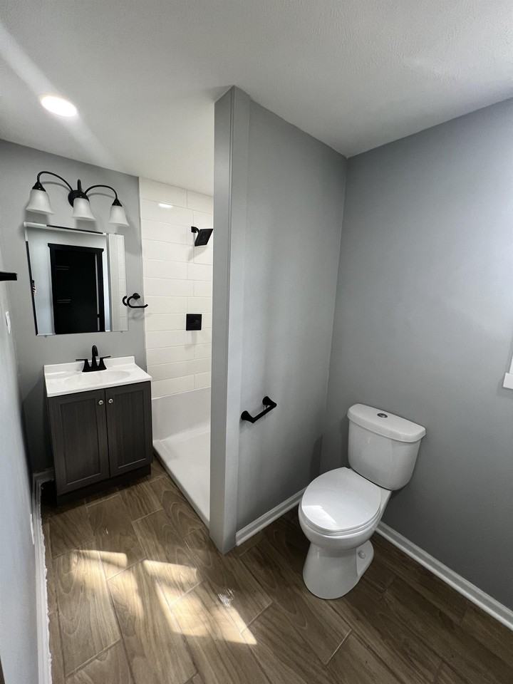 2826 N Locke St #1 - Photo 6 of 12