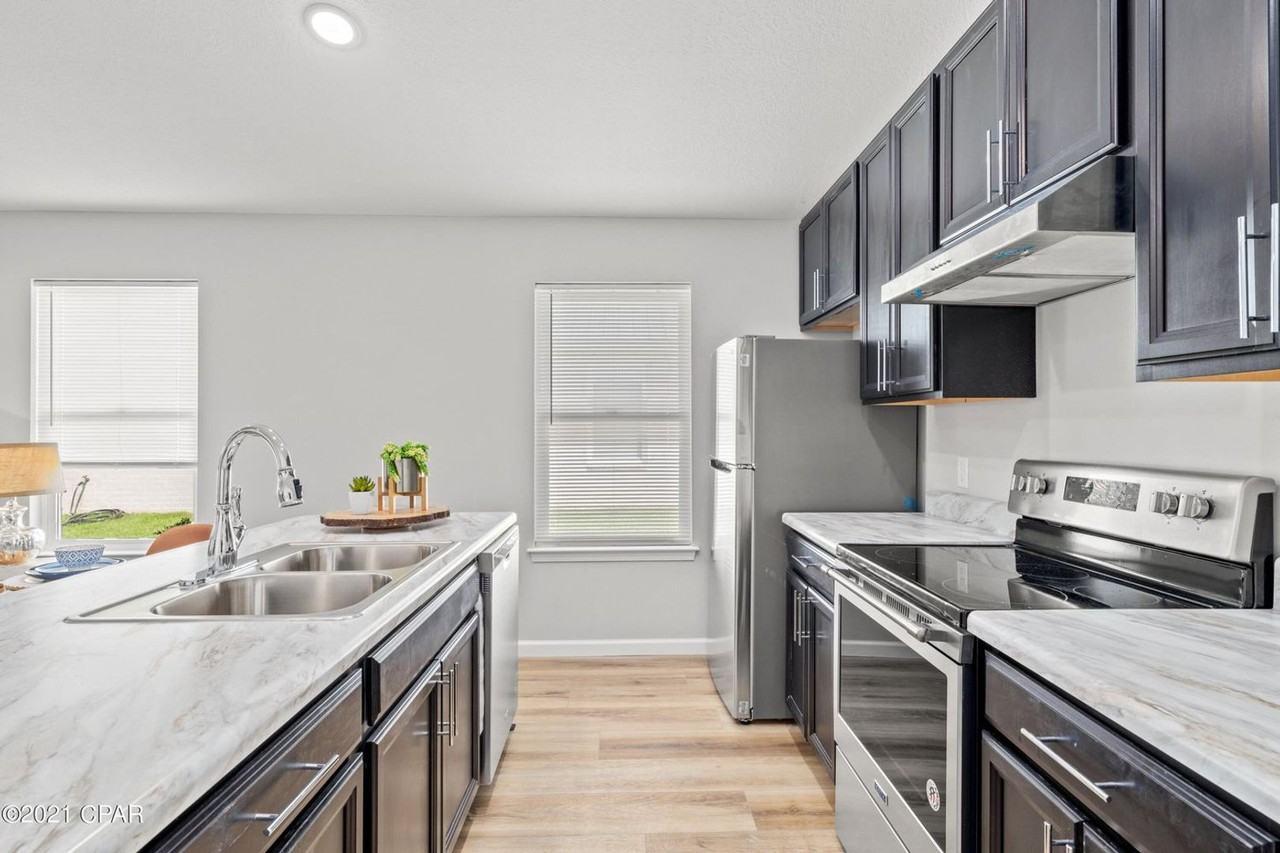 3835 Avon Rd #B3 - Photo 7 of 17