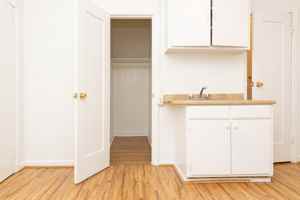 featured image of 2105 E Cesar E Chavez Ave