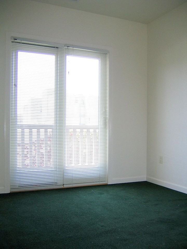 2175 Dwight Way #4 - Photo 7 of 10