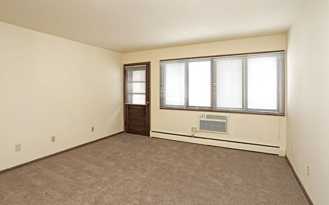 621 5th Ave SE - Photo 1 of 1