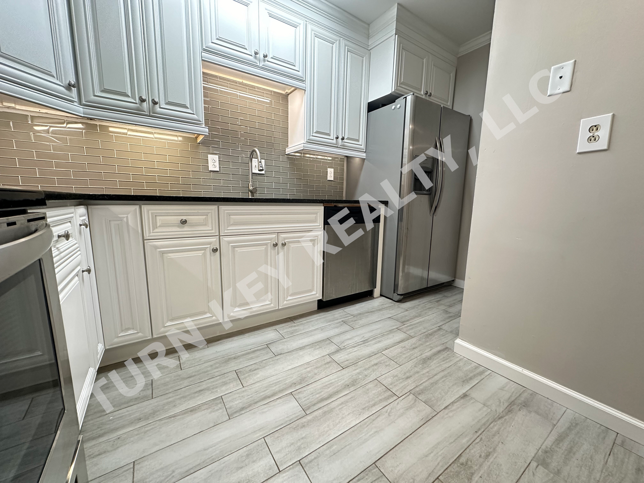 417 Skyview Drive - Photo 5 of 9