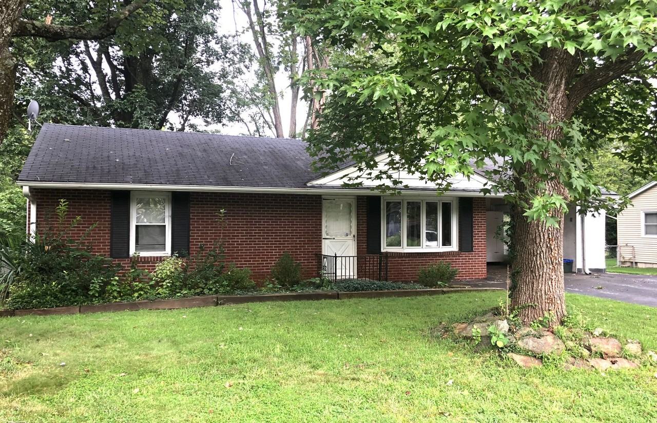 206 S Travelstead Ln - Photo 2 of 14