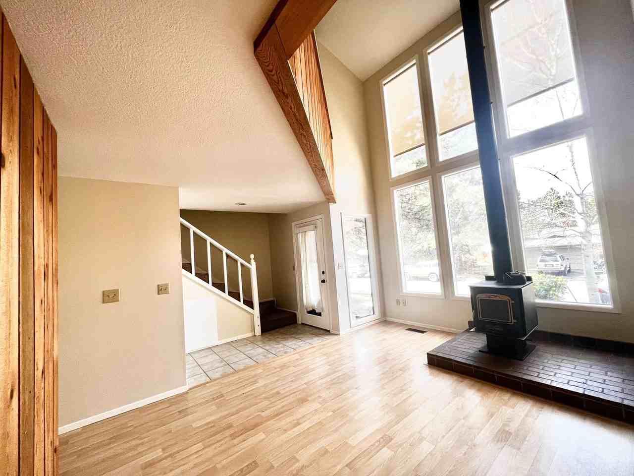 2112 Nw Harriman St - Photo 7 of 15