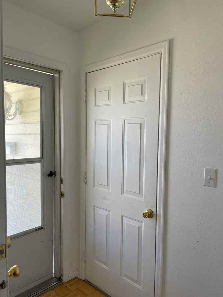 1118 Macon Ave - Photo 2 of 20