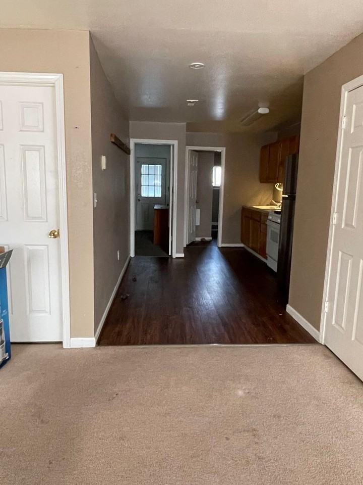 434 - 502 W Main St - Photo 5 of 26