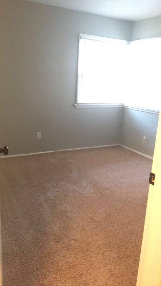 1503 Cambridge Dr - Photo 7 of 13