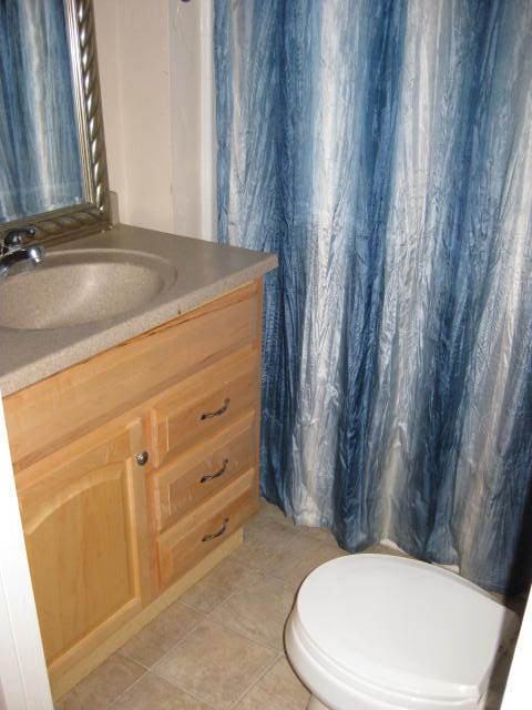 436 Maple St - Photo 5 of 9