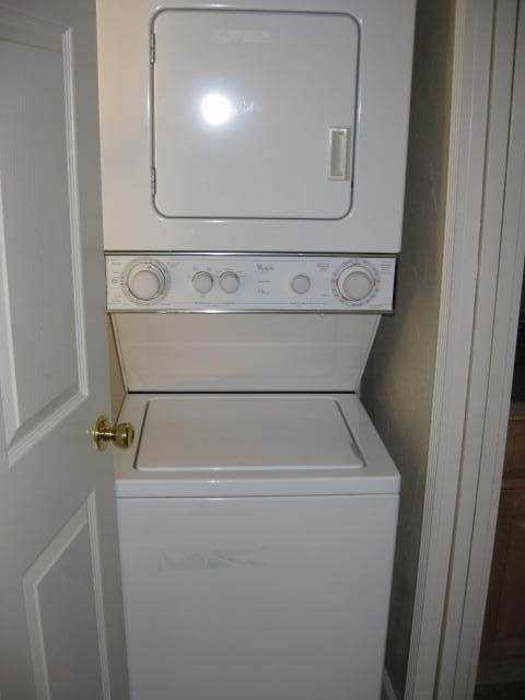 436 Maple St - Photo 6 of 9
