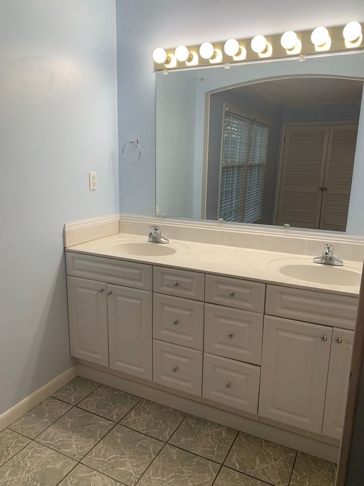 2509 Patriot Way Unit D - Photo 4 of 10