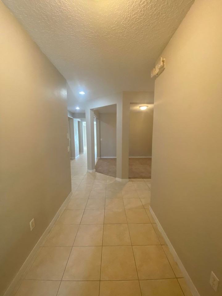 3028 Camino Real Dr S - Photo 2 of 31