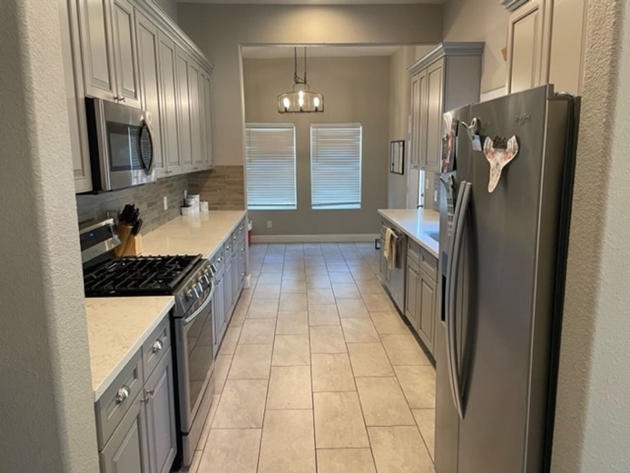 341 Clay St - Photo 2 of 9