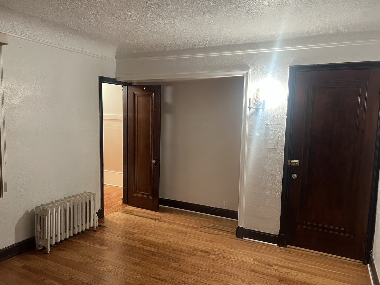 7702 Reuter Street #2R - Photo 3 of 7