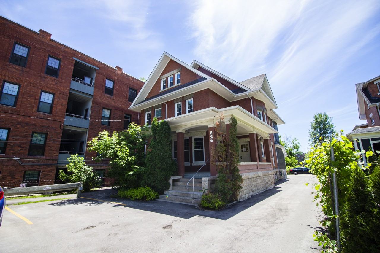 826 Wolseley Avenue Apartments 826 Wolseley Ave, Winnipeg, MB R3G 1C6