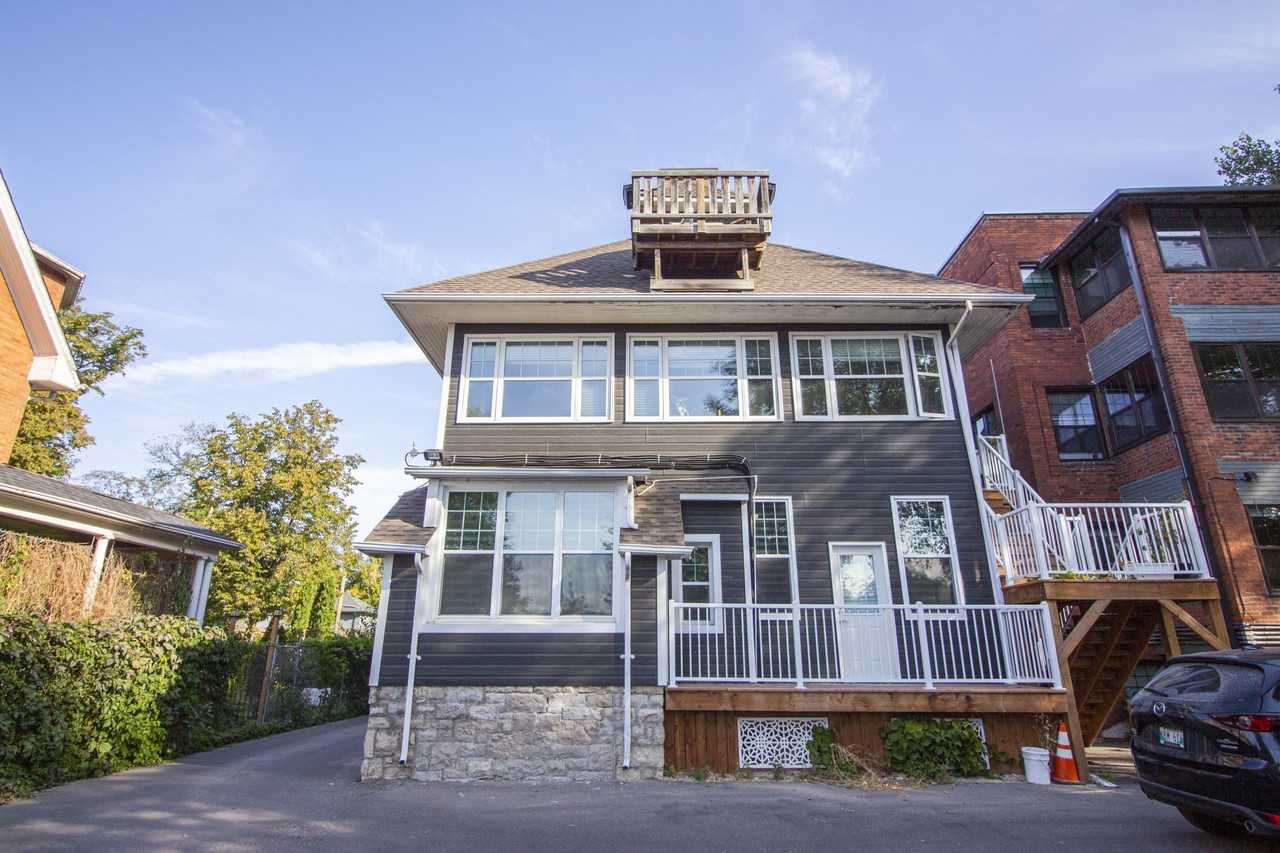 826 Wolseley Avenue Apartments 826 Wolseley Ave, Winnipeg, MB R3G 1C6