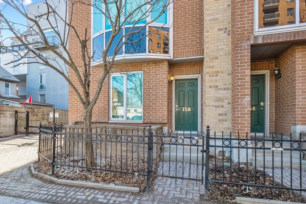 150 York Street Unit 158, Studio Byward Market - Photo 2 of 19