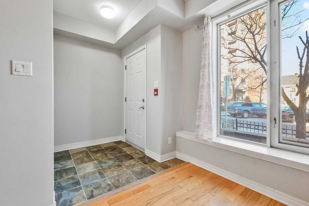 150 York Street Unit 158, Studio Byward Market - Photo 3 of 19