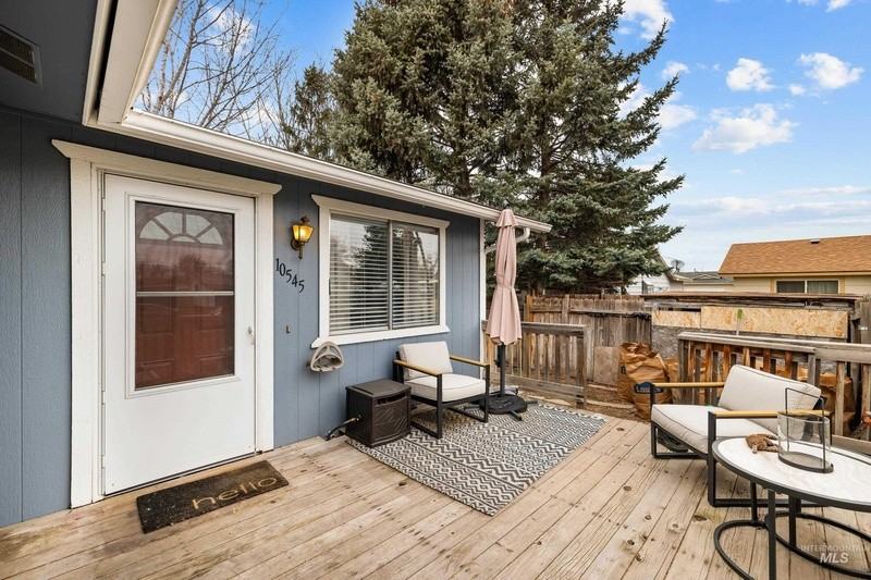 10543 W Poppy St - Photo 2 of 11