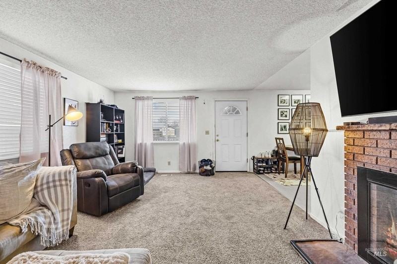 10543 W Poppy St - Photo 4 of 11