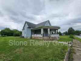 featured image of 427 3rd Avenue #2