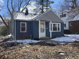 featured image of 601 W Hoover Ave