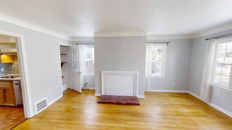 601 W Hoover Ave - Photo 7 of 28