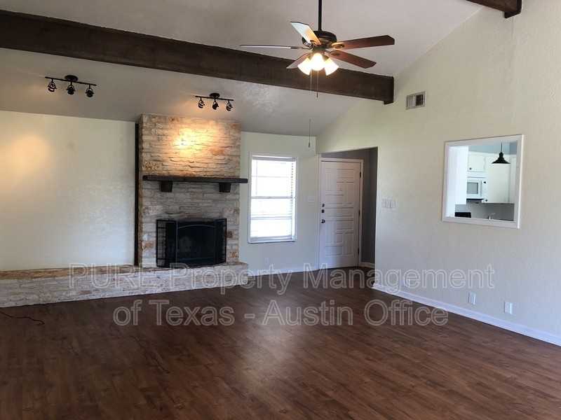1607 Karen Cv - Photo 3 of 25