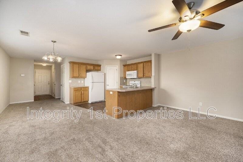 8990 N Helena Ave #8994 - Photo 4 of 16