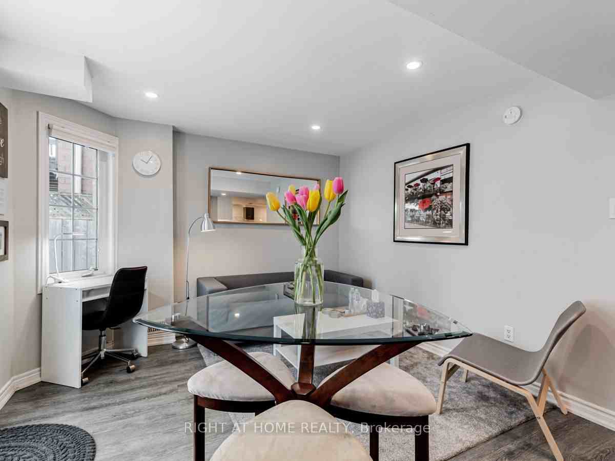 213 Kayla Crescent #None - Photo 3 of 6