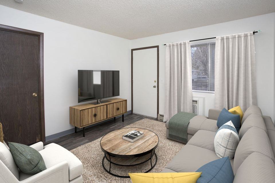 850 Lake Elmo Dr - Photo 2 of 6