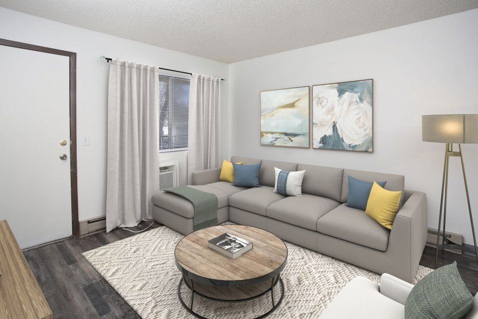 850 Lake Elmo Dr - Photo 3 of 6