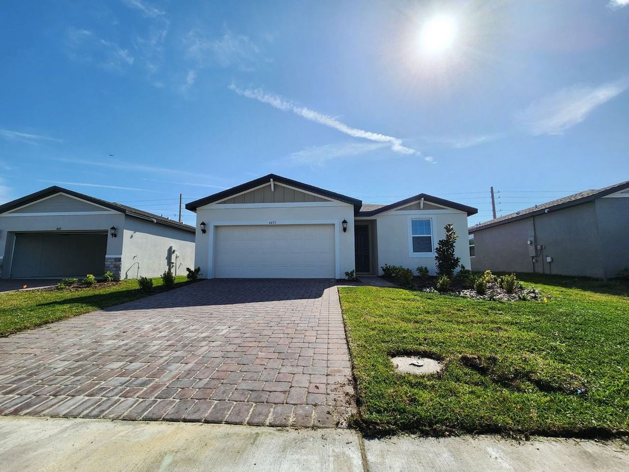 4651 Sidesaddle Trl - Photo 2 of 30