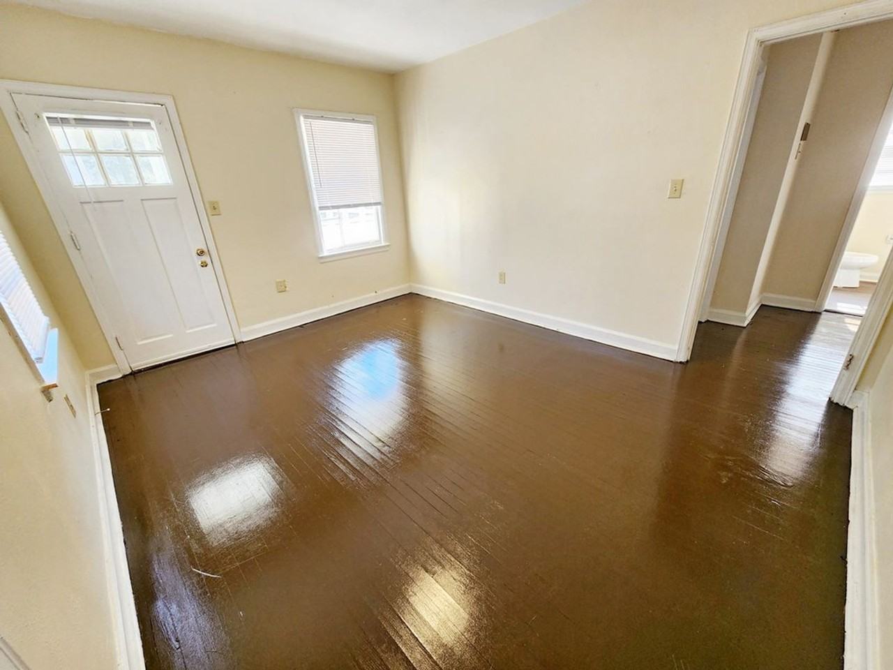 1200 W Lincoln Ave - Photo 3 of 13