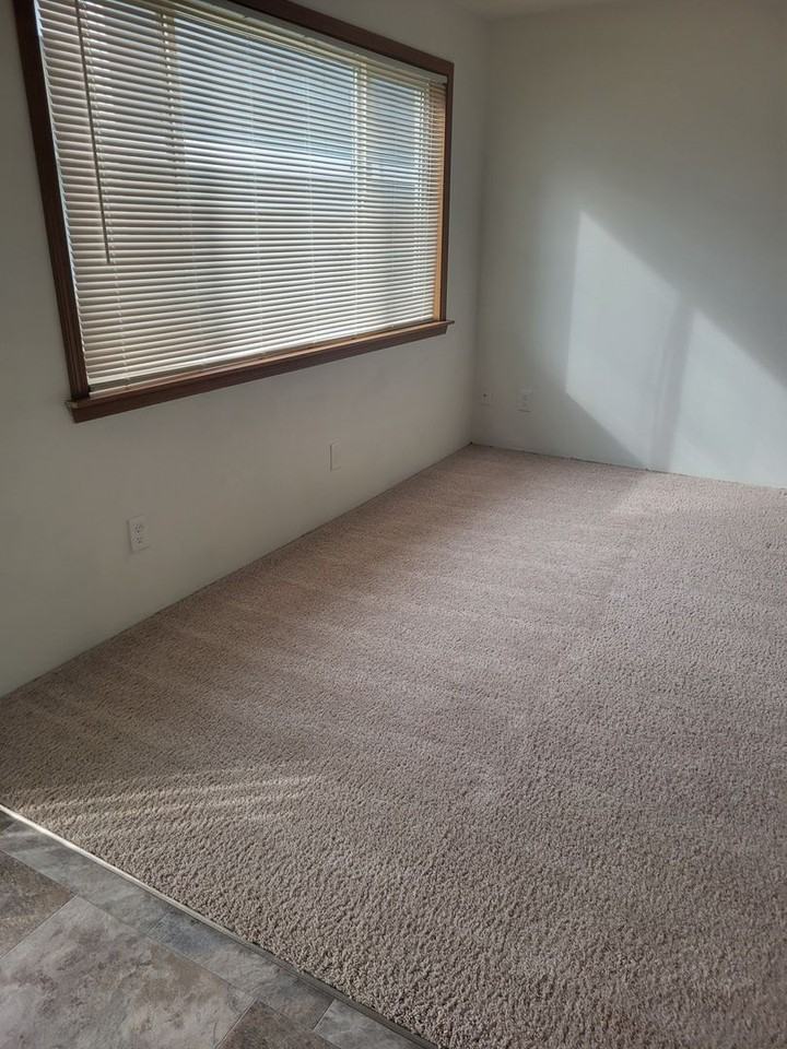 ARBORCREST APARTMENTS - Photo 3 of 8