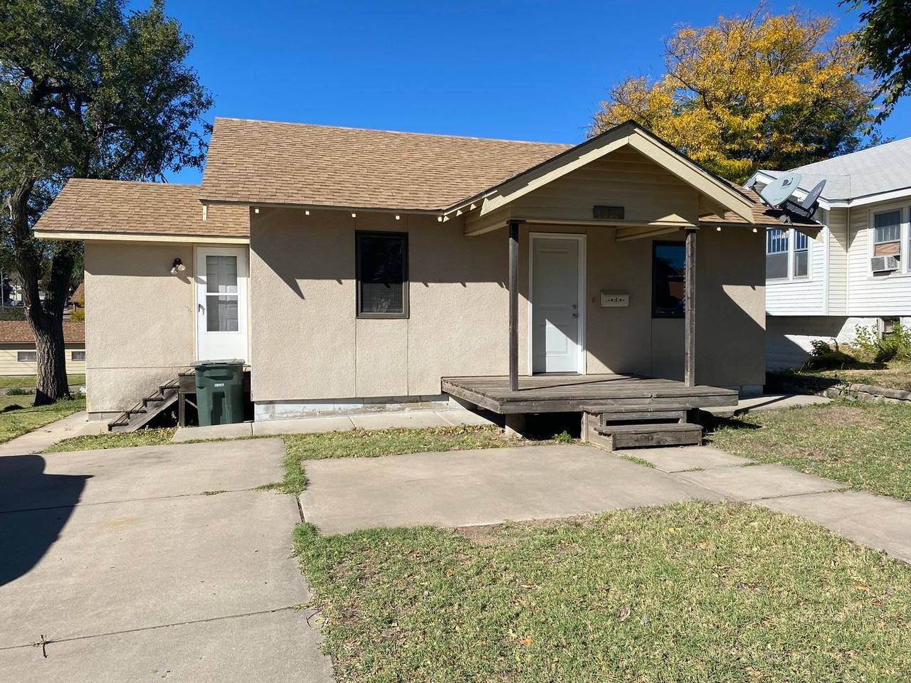 1403 Avenue C Apartments in Dodge City, KS 67801 Zumper