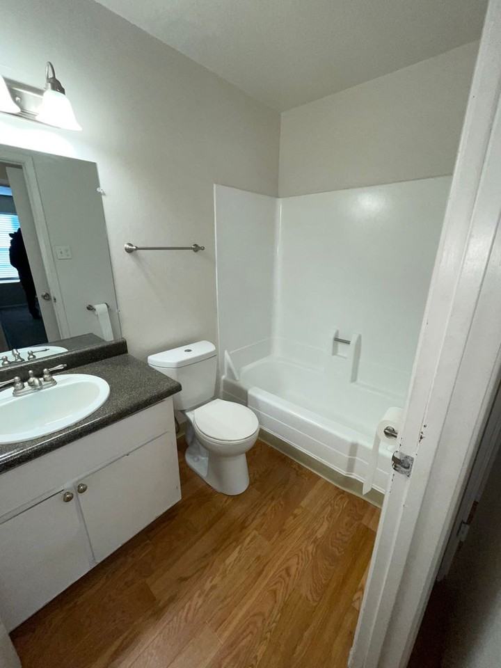 The Cedars Apartments - Photo 2 of 17