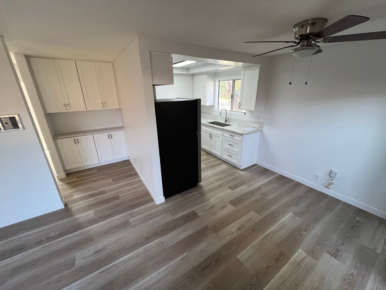 79 5th Ave - Photo 3 of 10