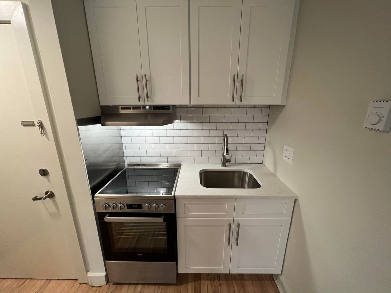 46 Embury Ave - Photo 2 of 17