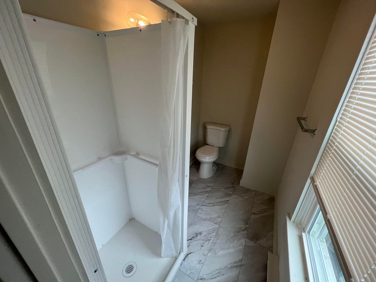 46 Embury Ave - Photo 7 of 17